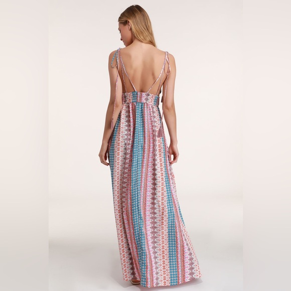 ‼️SOLD‼️ NWT Lulu’s Boho Plunge Maxi Dress Size S - Picture 7 of 11